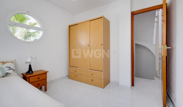 Odsprzedaż - Kamienica - Torrevieja - Paraje Natural