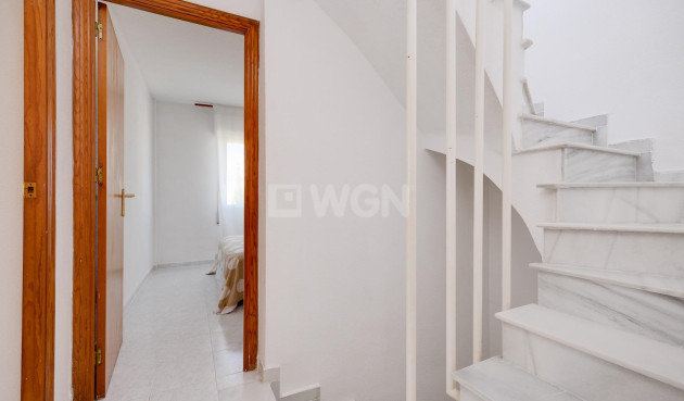 Odsprzedaż - Kamienica - Torrevieja - Paraje Natural