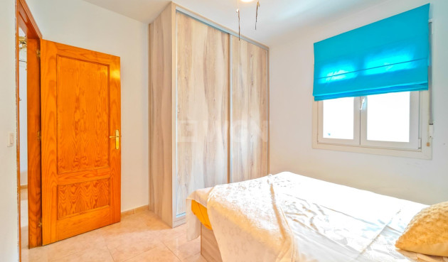 Reventa - Apartamento / piso - Torrevieja - PARQUE DE LAS NACIONES