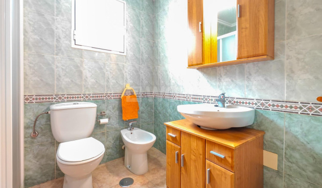 Reventa - Apartamento / piso - Torrevieja - PARQUE DE LAS NACIONES