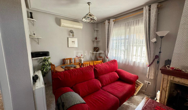 Resale - Villa - Torrevieja - Costa Blanca