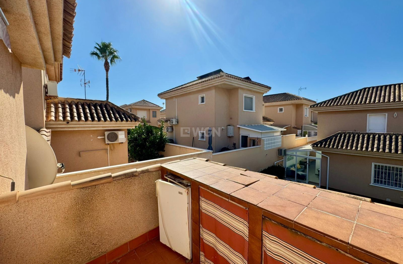 Resale - Villa - Torrevieja - Costa Blanca