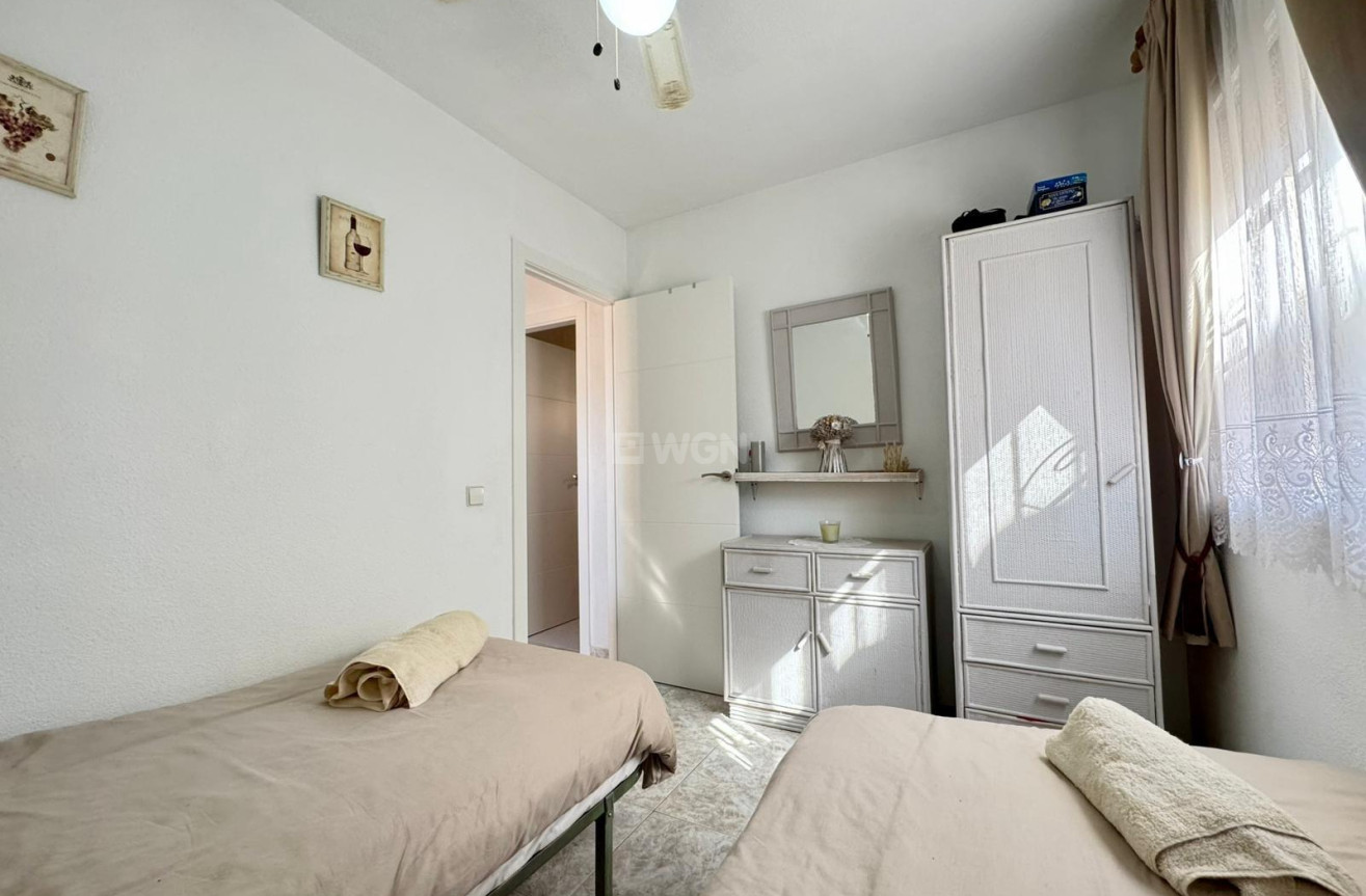 Resale - Villa - Torrevieja - Costa Blanca