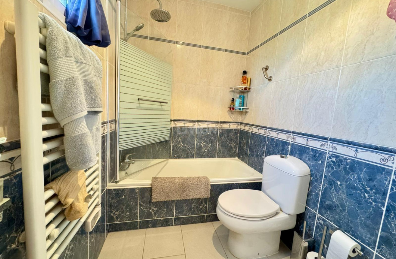 Resale - Villa - Torrevieja - Costa Blanca