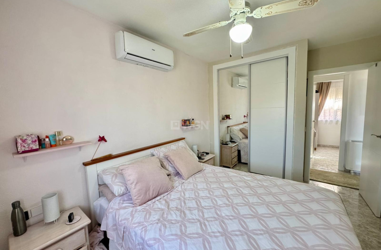 Resale - Villa - Torrevieja - Costa Blanca