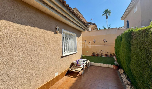 Resale - Villa - Torrevieja - Costa Blanca