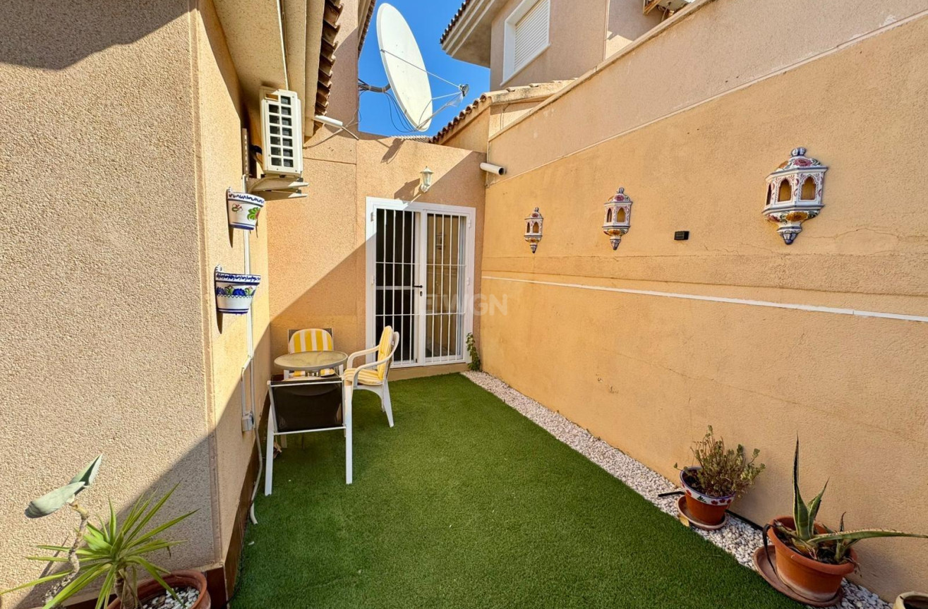 Resale - Villa - Torrevieja - Costa Blanca