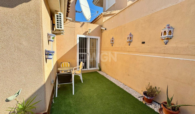 Resale - Villa - Torrevieja - Costa Blanca