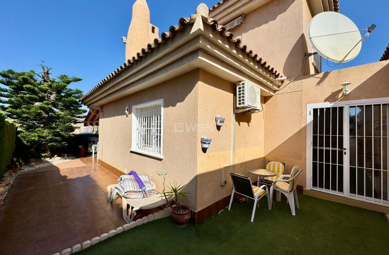 Resale - Villa - Torrevieja - Costa Blanca