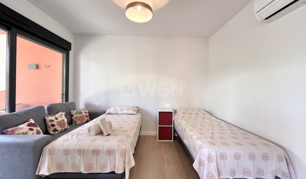 Resale - Apartment / flat - Villamartin - Costa Blanca