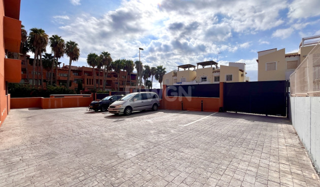 Resale - Apartment / flat - Villamartin - Costa Blanca