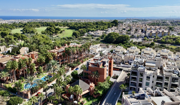 Resale - Apartment / flat - Villamartin - Costa Blanca