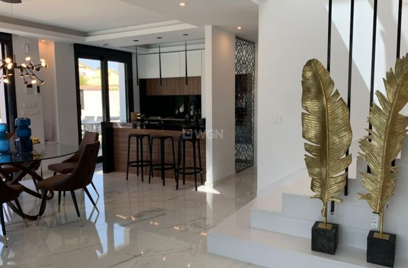 Odsprzedaż - Villa - Torrevieja - Costa Blanca