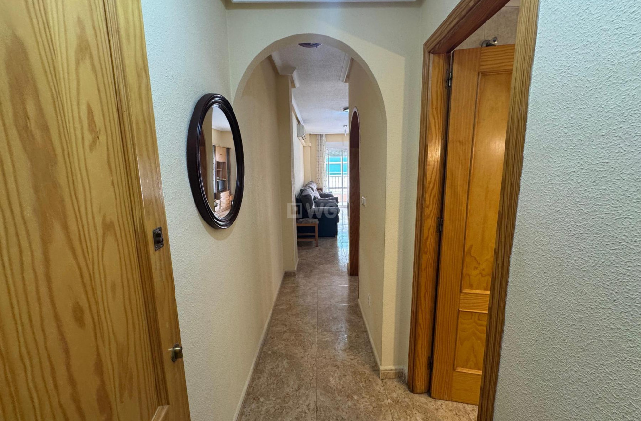 Resale - Apartment / flat - Torrevieja - Costa Blanca