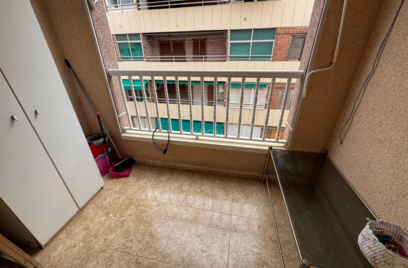 Resale - Apartment / flat - Torrevieja - Costa Blanca