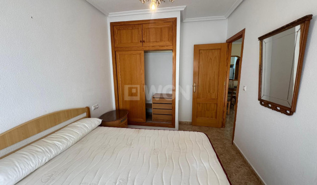 Resale - Apartment / flat - Torrevieja - Costa Blanca
