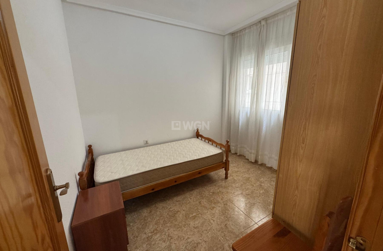 Resale - Apartment / flat - Torrevieja - Costa Blanca