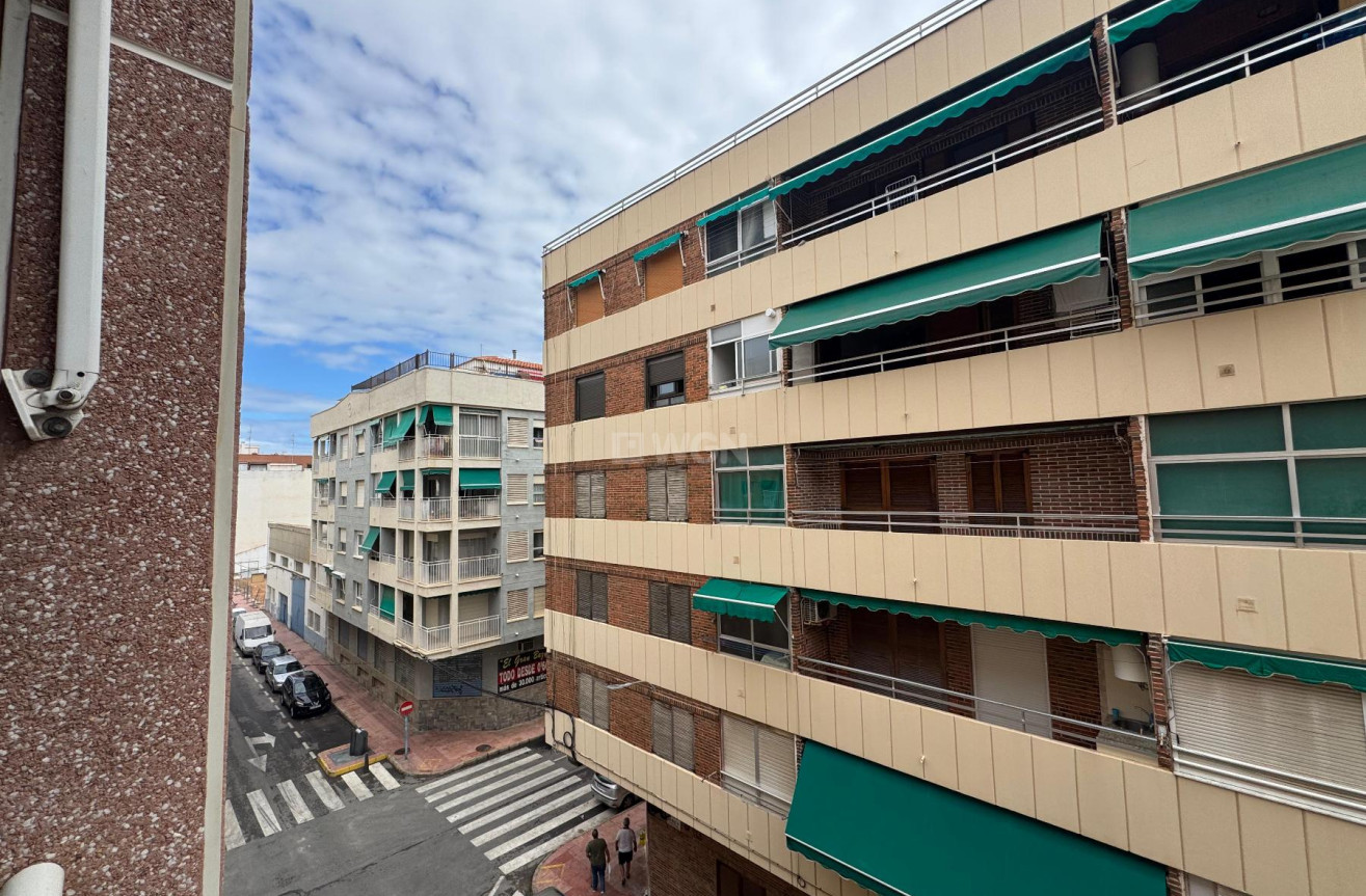 Resale - Apartment / flat - Torrevieja - Costa Blanca