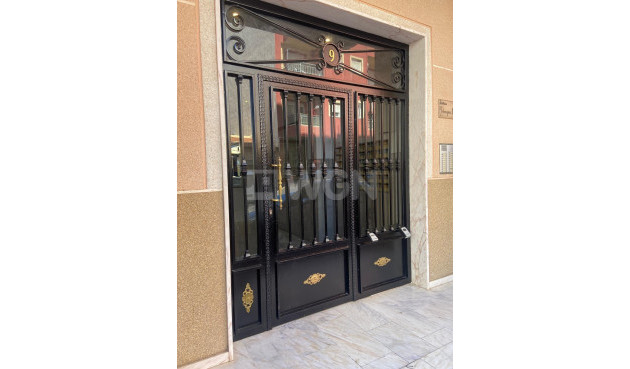 Reventa - Apartamento / piso - Torrevieja - El Molino