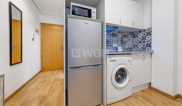 Wiederverkauf - Wohnung - Torrevieja - Playa de los Locos