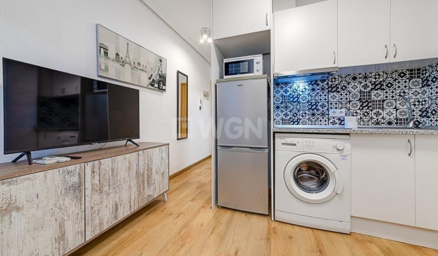 Wiederverkauf - Wohnung - Torrevieja - Playa de los Locos