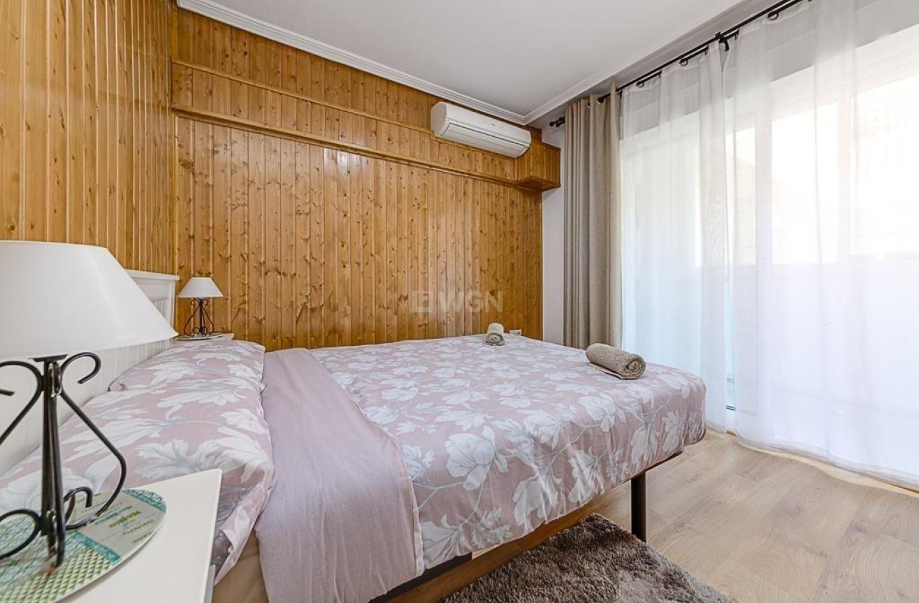 Wiederverkauf - Wohnung - Torrevieja - Playa de los Locos