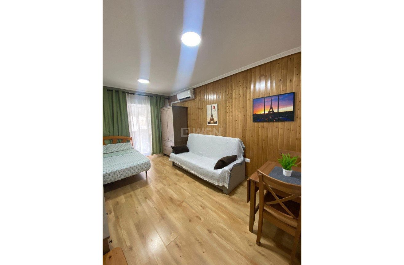 Wiederverkauf - Wohnung - Torrevieja - Playa de los Locos