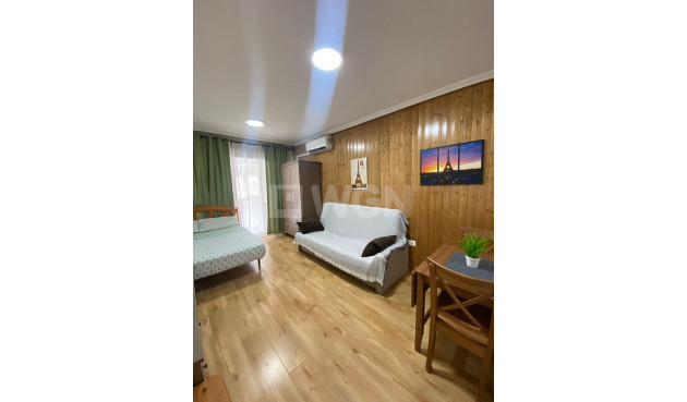 Wiederverkauf - Wohnung - Torrevieja - Playa de los Locos