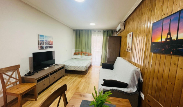 Wiederverkauf - Wohnung - Torrevieja - Playa de los Locos