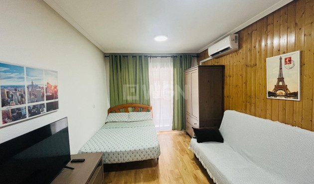 Wiederverkauf - Wohnung - Torrevieja - Playa de los Locos