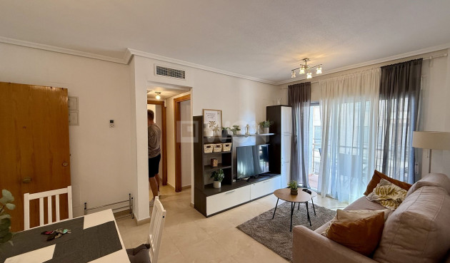 Odsprzedaż - Mieszkanie w bloku - Torrevieja - Costa Blanca