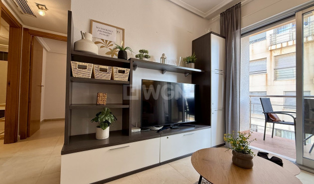 Odsprzedaż - Mieszkanie w bloku - Torrevieja - Costa Blanca