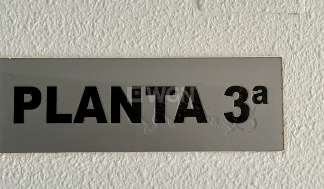 Odsprzedaż - Mieszkanie w bloku - Torrevieja - Costa Blanca