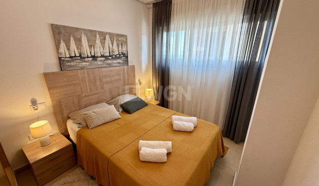 Odsprzedaż - Mieszkanie w bloku - Torrevieja - Costa Blanca