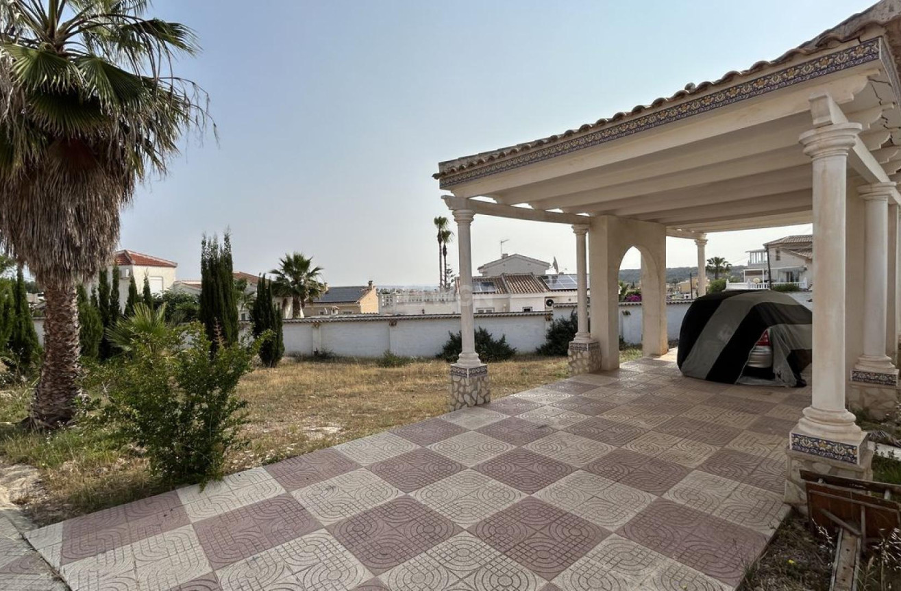Odsprzedaż - Villa - Ciudad Quesada - Costa Blanca