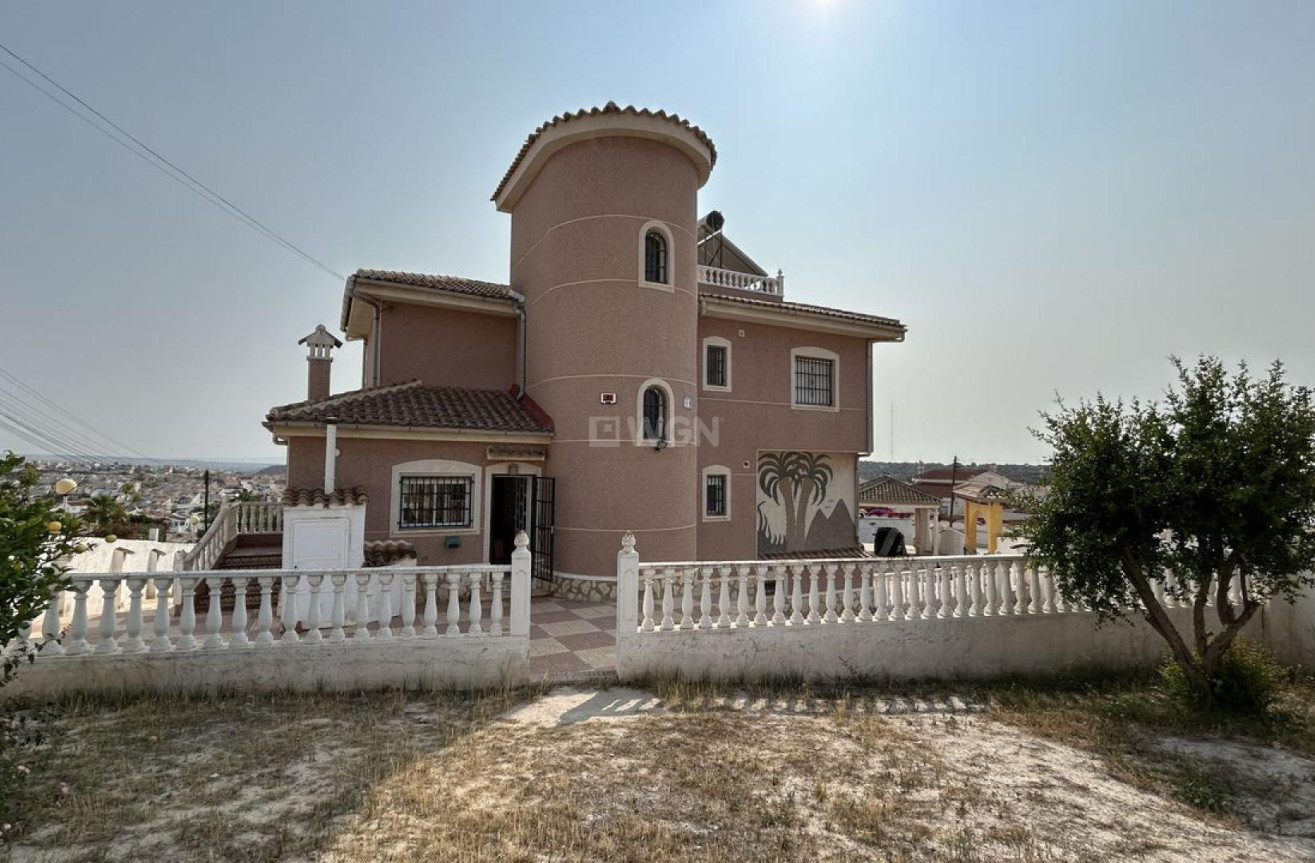 Odsprzedaż - Villa - Ciudad Quesada - Costa Blanca