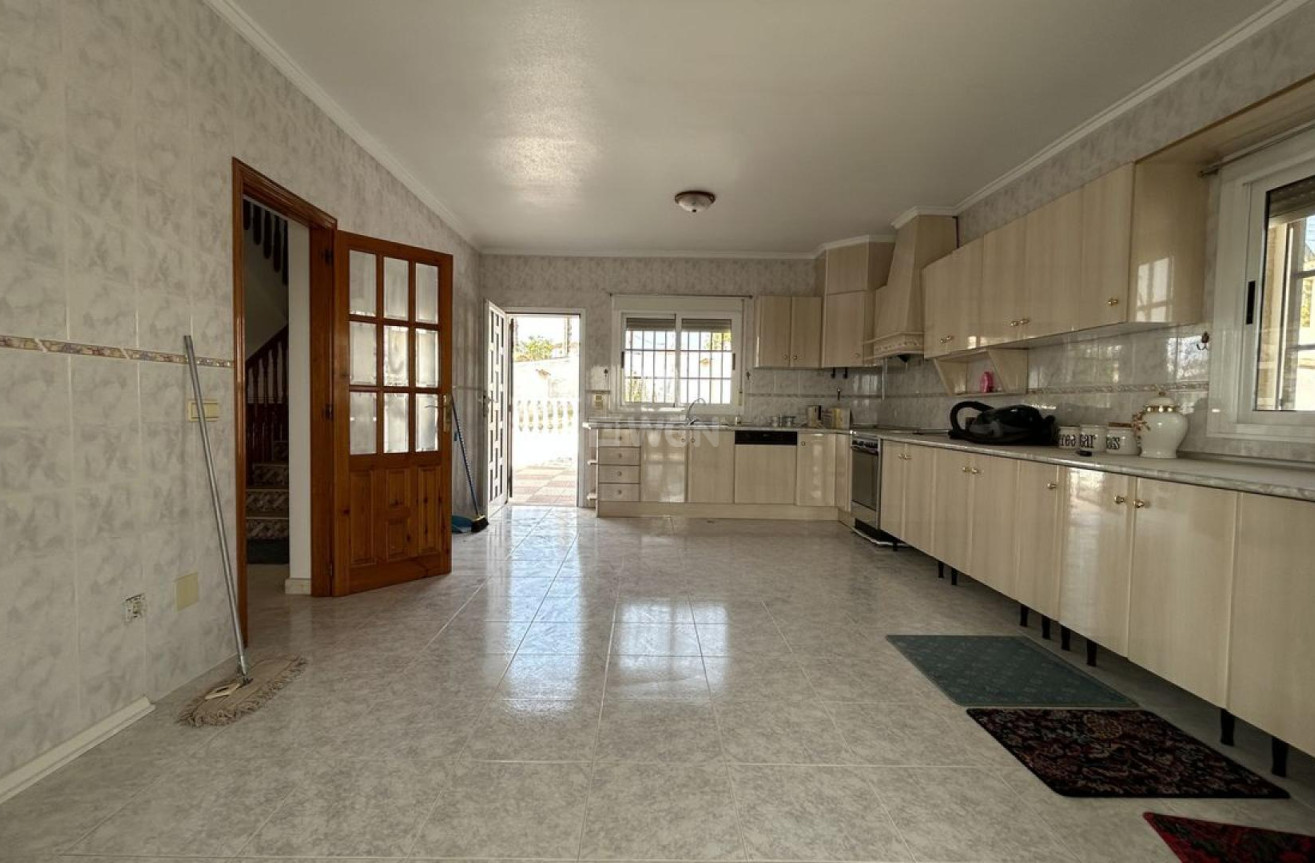 Odsprzedaż - Villa - Ciudad Quesada - Costa Blanca