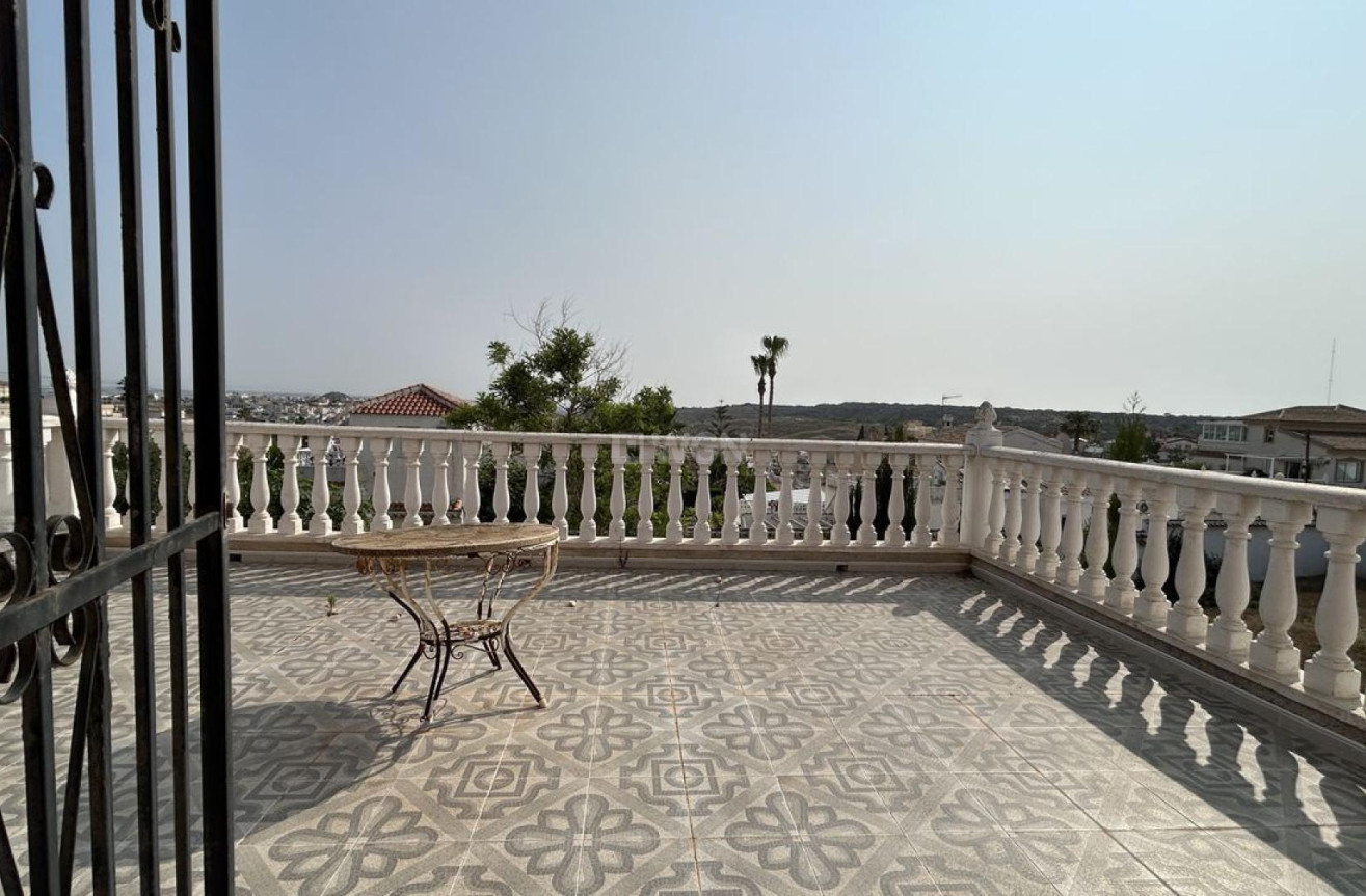 Odsprzedaż - Villa - Ciudad Quesada - Costa Blanca