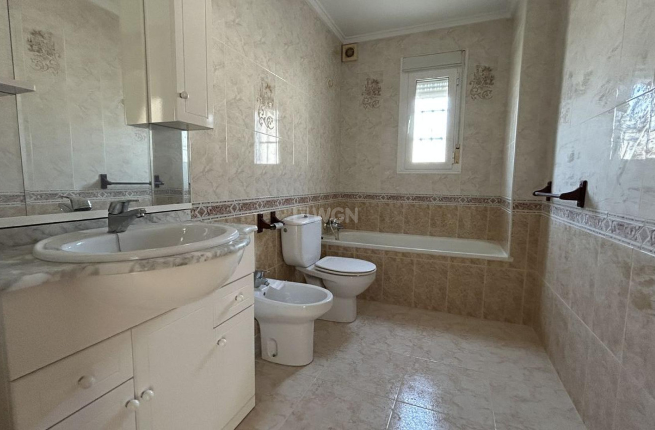 Odsprzedaż - Villa - Ciudad Quesada - Costa Blanca