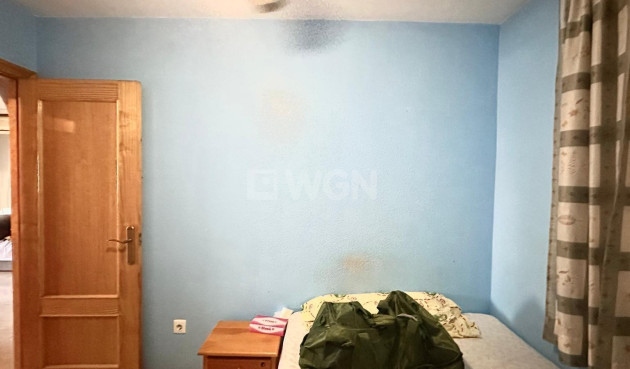 Odsprzedaż - Mieszkanie w bloku - Torrevieja