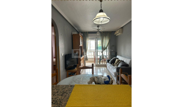 Reventa - Apartamento / piso - Torrevieja