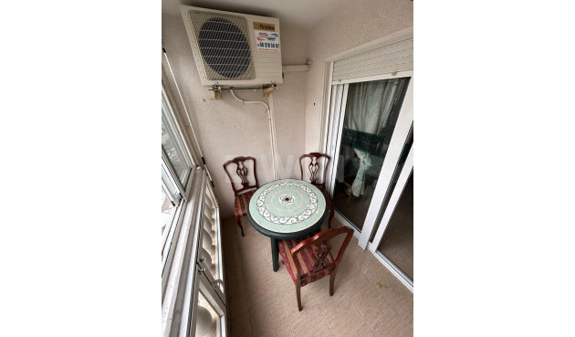 Reventa - Apartamento / piso - Torrevieja