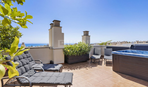 Odsprzedaż - Mieszkanie w bloku - Benalmadena - Costa del Sol