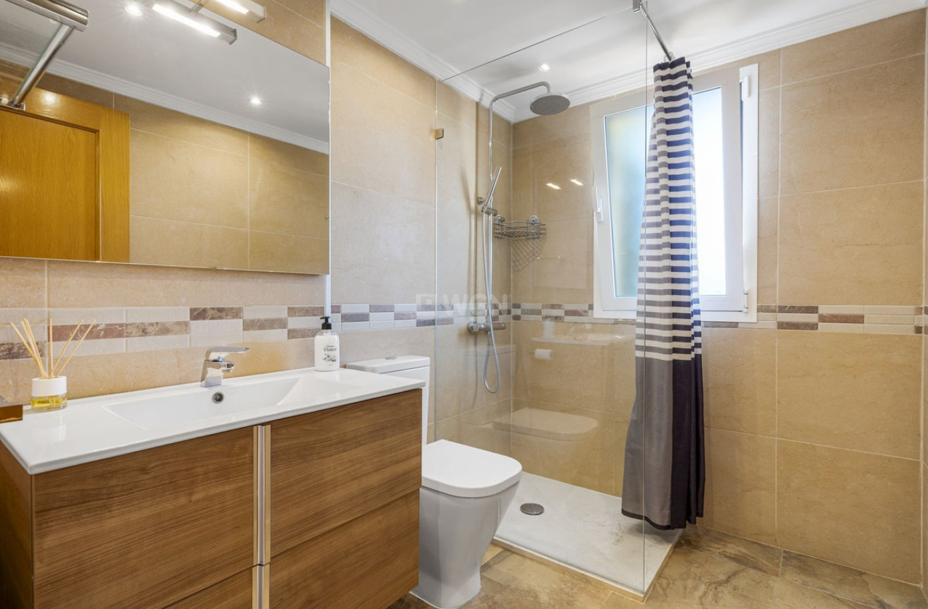 Odsprzedaż - Mieszkanie w bloku - Benalmadena - Costa del Sol