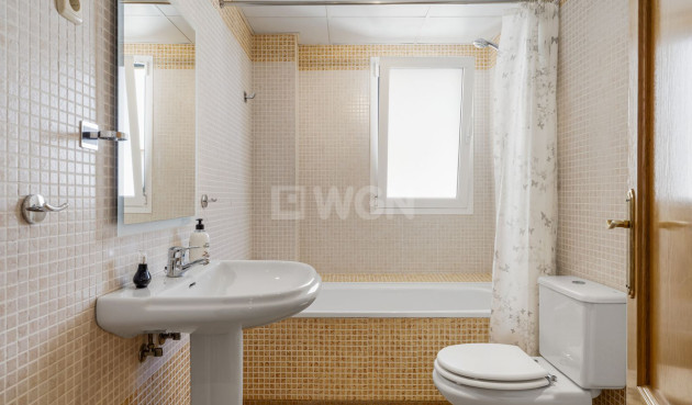 Odsprzedaż - Mieszkanie w bloku - Benalmadena - Costa del Sol