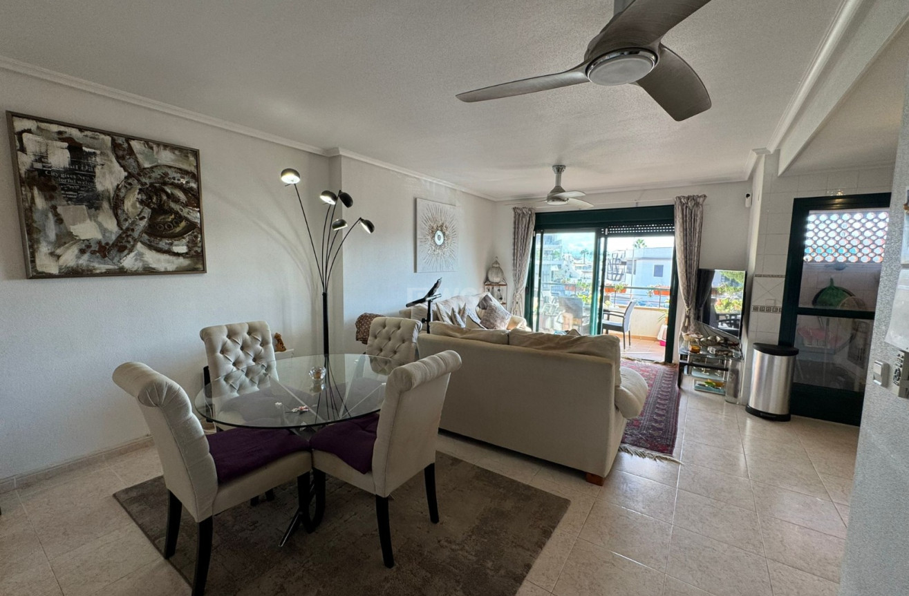 Resale - Apartment / flat - Dehesa de Campoamor - Costa Blanca