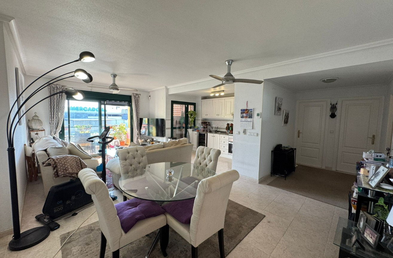 Resale - Apartment / flat - Dehesa de Campoamor - Costa Blanca