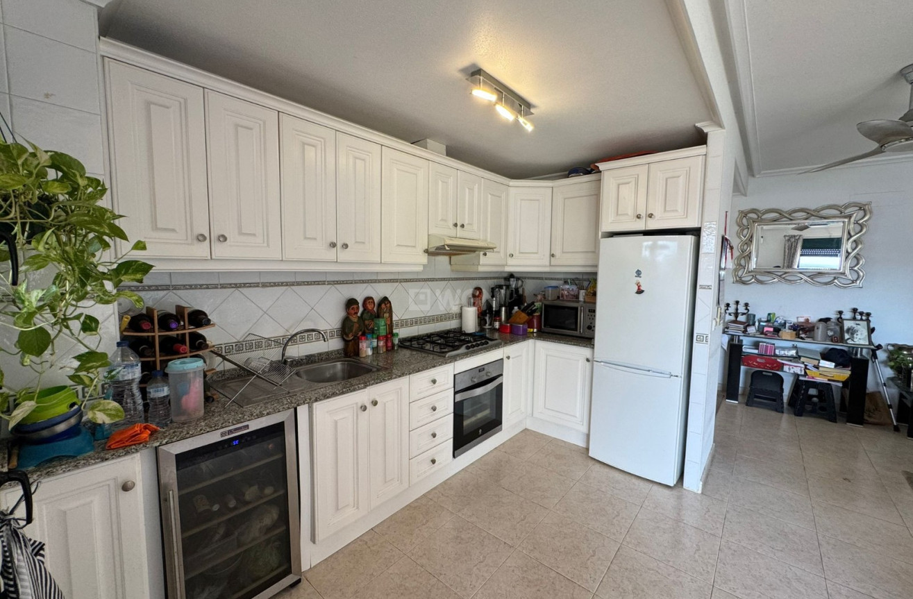 Resale - Apartment / flat - Dehesa de Campoamor - Costa Blanca