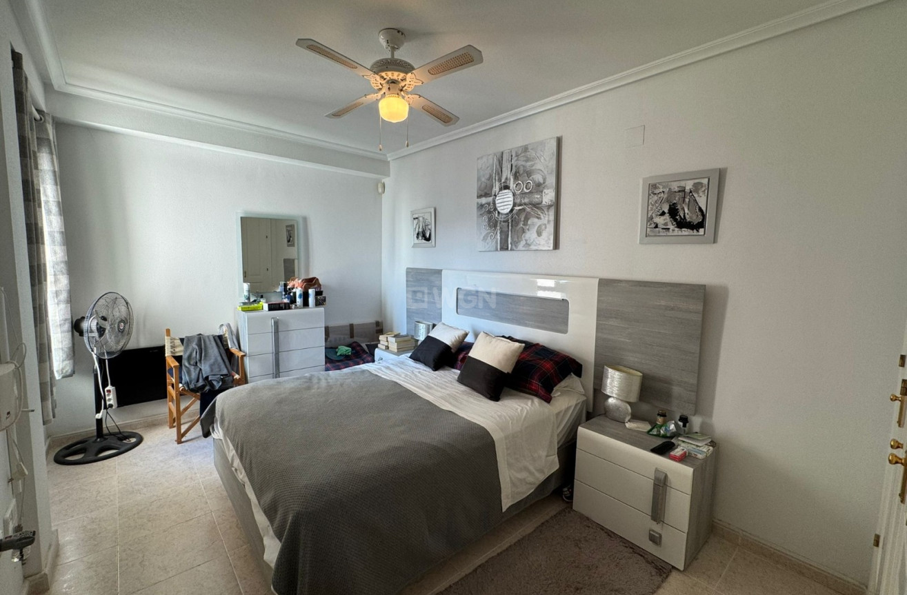 Resale - Apartment / flat - Dehesa de Campoamor - Costa Blanca