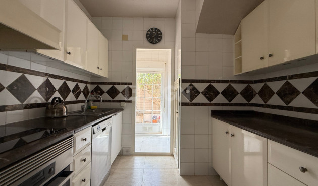 Odsprzedaż - Villa - Orihuela - Inland